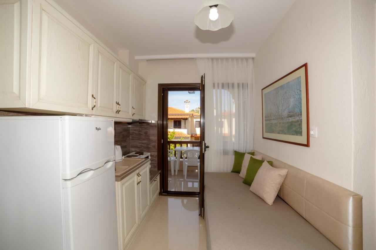 Apartments Kassandrinos-Maria Nikíti Eksteriør bilde